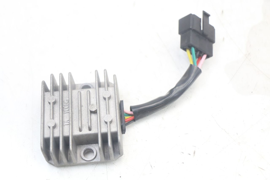 photo de LAADREGELAAR KYMCO AGILITY 4T 50 (2018 - 2022) - Detail van het onderdeel