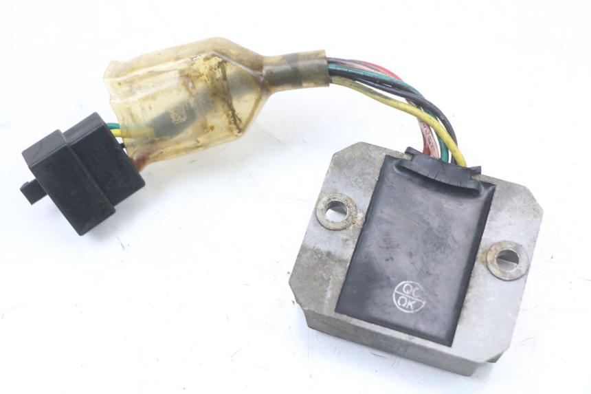 photo de LAADREGELAAR KYMCO AGILITY RS 4T 50 (2009 - 2013) - Zoom op gebruiksstaat