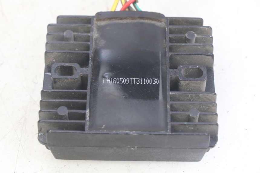 photo de LAADREGELAAR NECO ALEXONE 125 (2017 - 2024) - Detail van het onderdeel