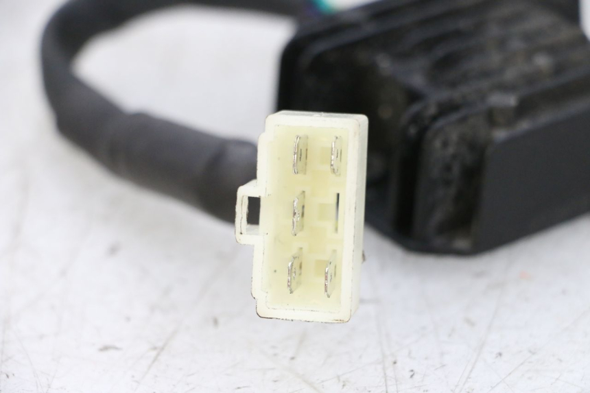 photo de LAADREGELAAR MAG POWER BOMBERS 4T 50 (2016 - 2026) - Technische close-up