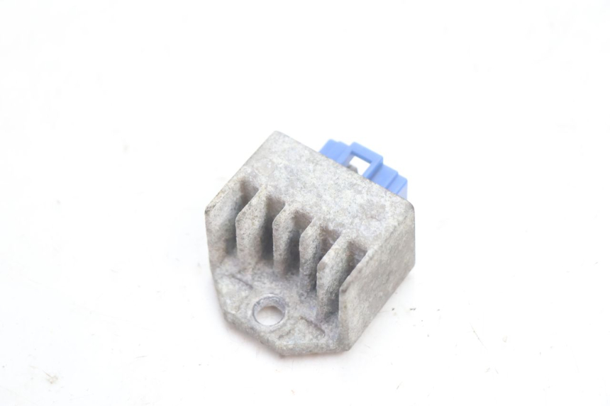 photo de LAADREGELAAR MBK BOOSTER SPIRIT 50 (2004 - 2017) - Detail van het onderdeel