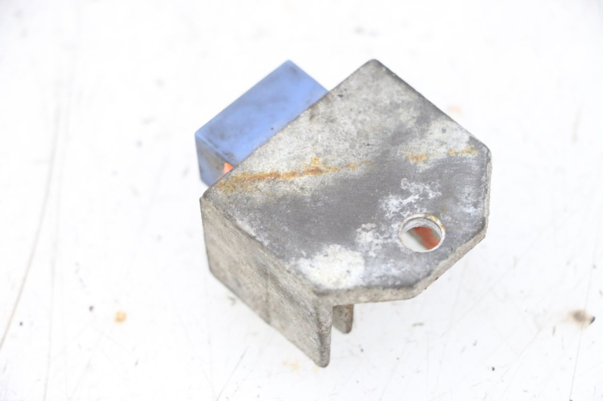 photo de LAADREGELAAR MBK BOOSTER SPIRIT NAKED 50 (2004 - 2017) - Detail van het onderdeel