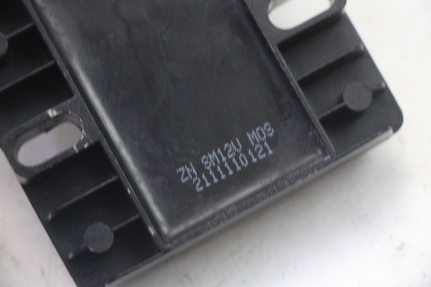 photo de LAADREGELAAR MOTRON BREEZY 4T 50 (2021 - 2025) - Andere kijkhoek