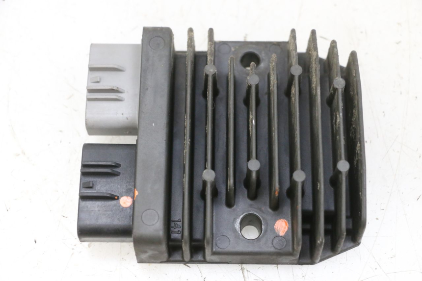 photo de LAADREGELAAR SUZUKI BURGMAN 650 (2013 - 2020) - Technische close-up