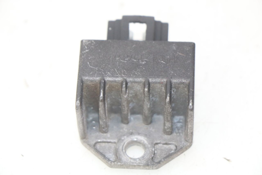 photo de LAADREGELAAR YAMAHA BW'S 50 (1999 - 2003) - Andere kijkhoek