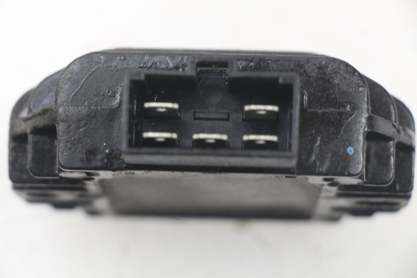 photo de LAADREGELAAR YAMAHA BW'S BWS 125 (2010 - 2013) - Detail van het onderdeel