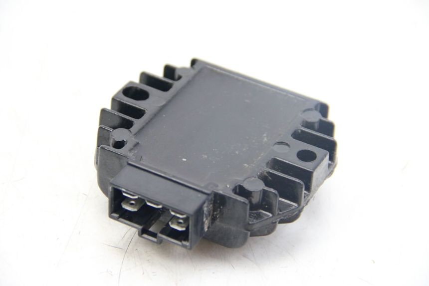 photo de LAADREGELAAR YAMAHA BW'S BWS 125 (2010 - 2013) - Detail van het onderdeel