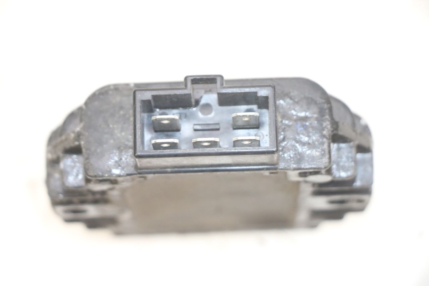 photo de LAADREGELAAR YAMAHA BW'S BWS 125 (2010 - 2013) - Detail van het onderdeel