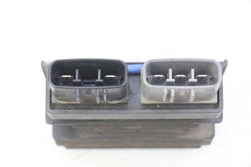 photo de LAADREGELAAR HONDA CB R 1000 (2018 - 2023) - Detail van het onderdeel