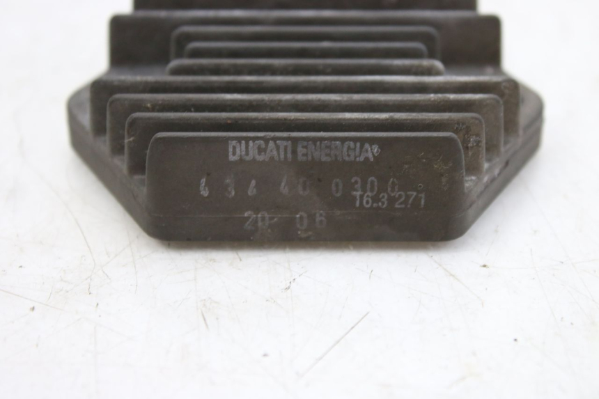 photo de LAADREGELAAR HONDA CBF 500 (2004 - 2007) - Overzicht