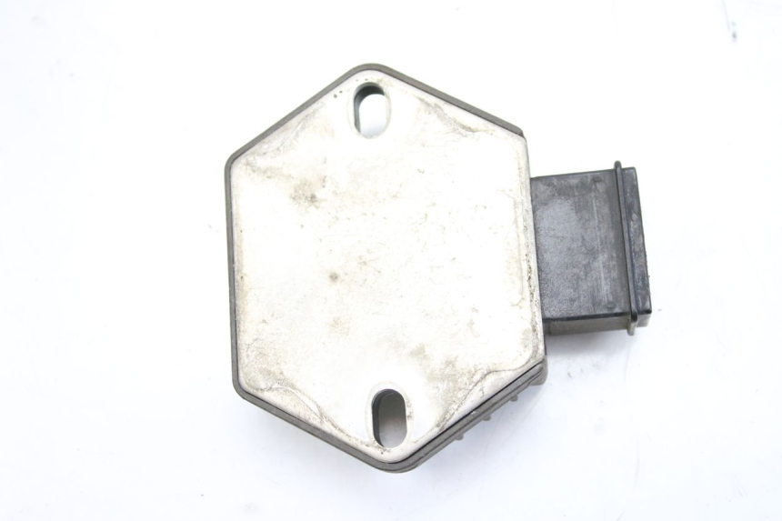 photo de LAADREGELAAR HONDA CBF 500 (2004 - 2007) - Bevestigingspunten