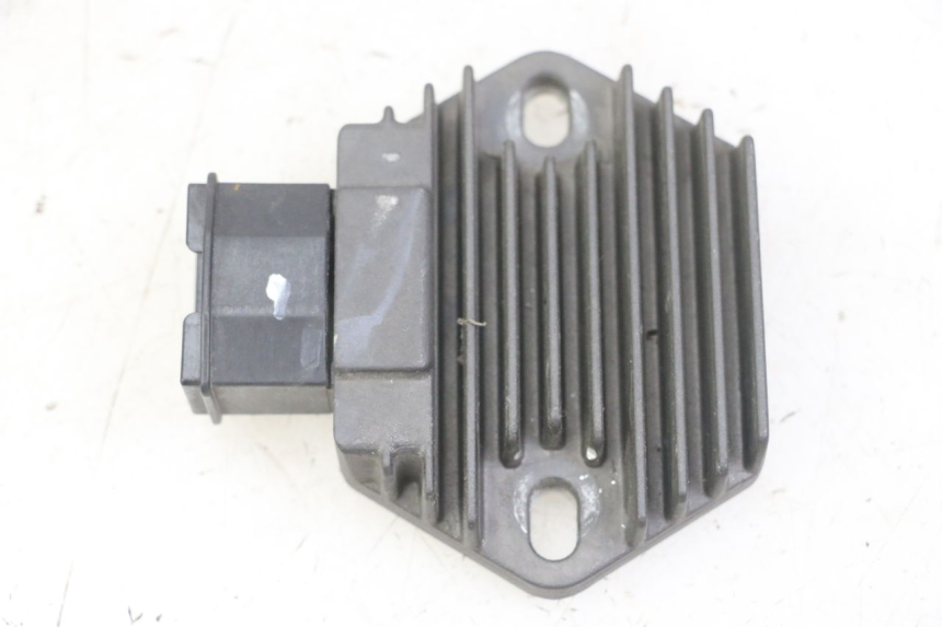 photo de LAADREGELAAR HONDA CBF 500 (2004 - 2007) - Hoofdaanzicht
