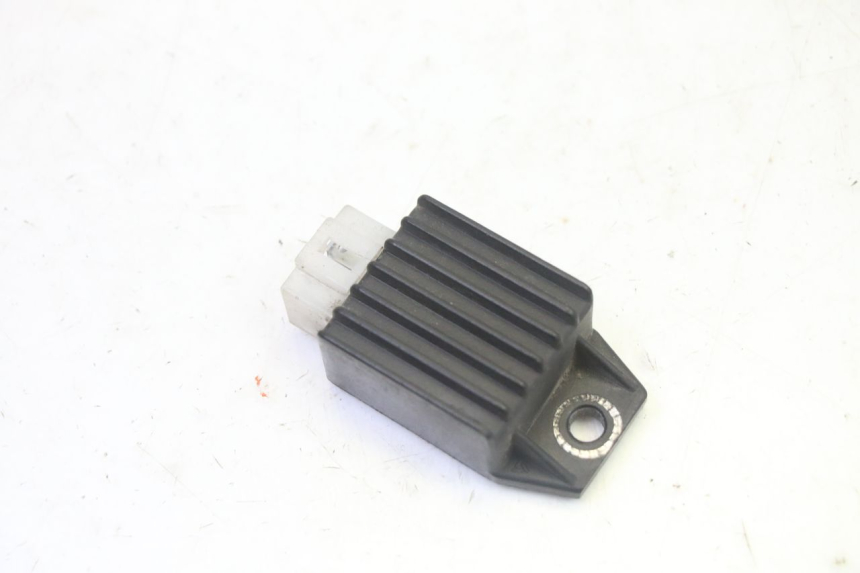 photo de LAADREGELAAR PEUGEOT CITYSTAR 50 (2013 - 2017) - Detail van het onderdeel