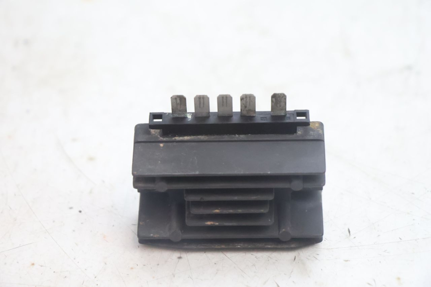 photo de LAADREGELAAR SUZUKI DR S 600 (1985 - 1989) - Detail van het onderdeel