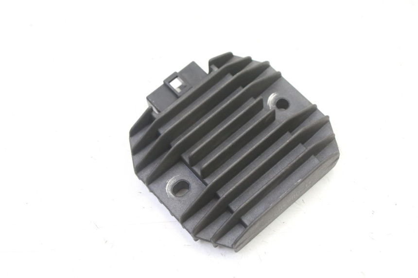 photo de LAADREGELAAR PEUGEOT ELYSEO 125 (1999 - 2004) - Detail van het onderdeel