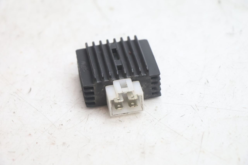photo de LAADREGELAAR JM MOTORS EVOLIS 4T 50 (2018 - 2022) - Zoom op gebruiksstaat