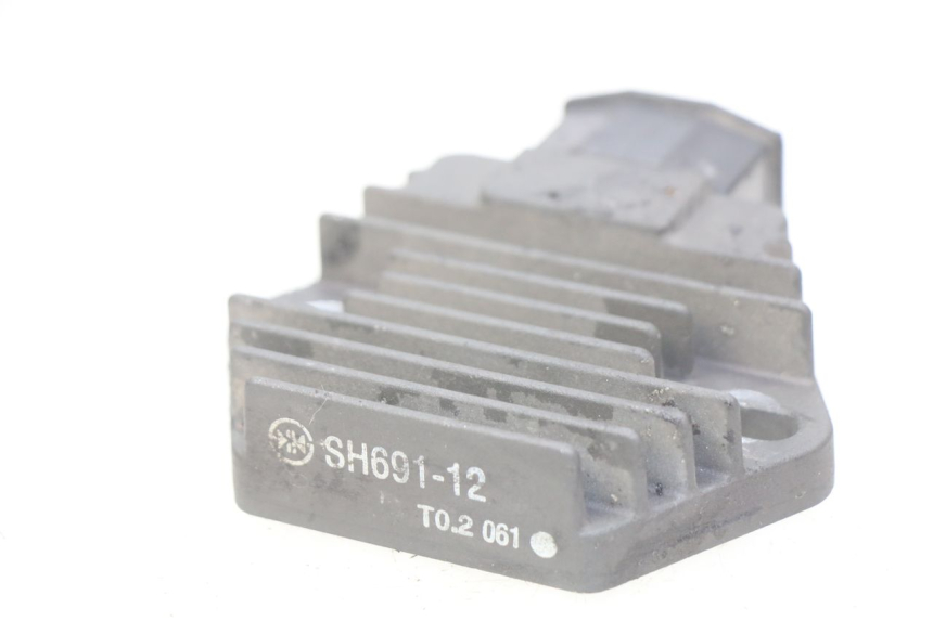 photo de LAADREGELAAR HONDA FES PANTHEON 2T 125 (1998 - 2002) - Zoom op gebruiksstaat