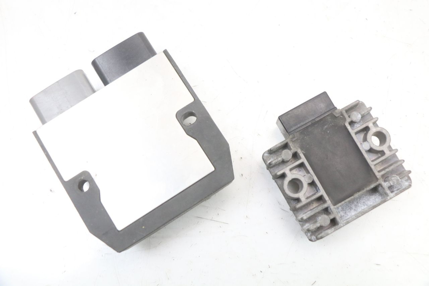 photo de LAADREGELAAR YAMAHA FJR ABS 1300 (2006 - 2012) - Andere kijkhoek