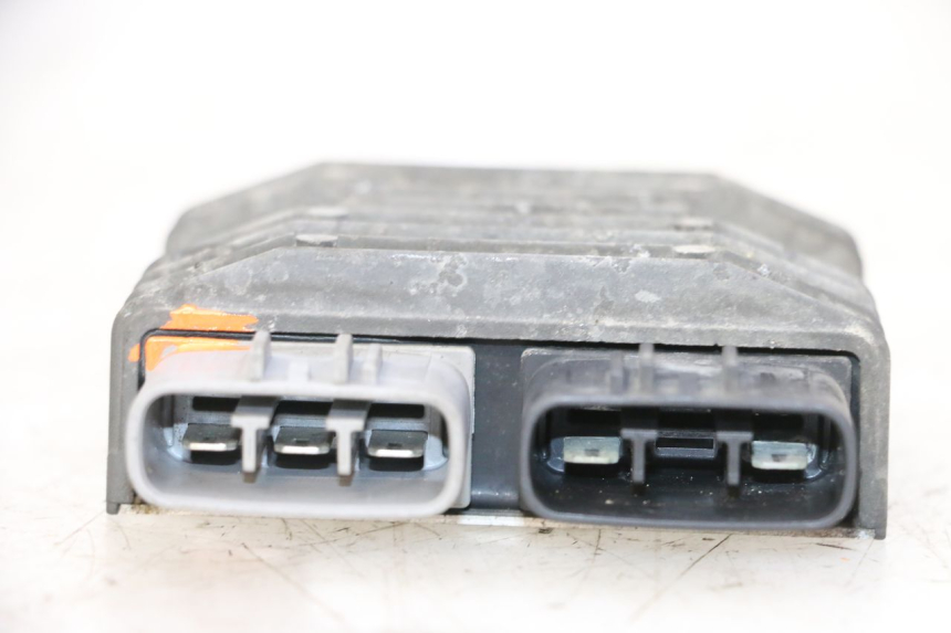 photo de LAADREGELAAR YAMAHA FJR ABS 1300 (2006 - 2012) - Andere kijkhoek