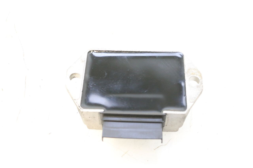 photo de LAADREGELAAR PIAGGIO FLY 2T 50 (2004 - 2017) - Andere kijkhoek