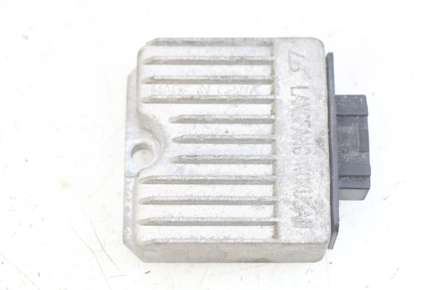 photo de LAADREGELAAR PIAGGIO FLY 4T 50 (2013 - 2017) - Hoofdaanzicht