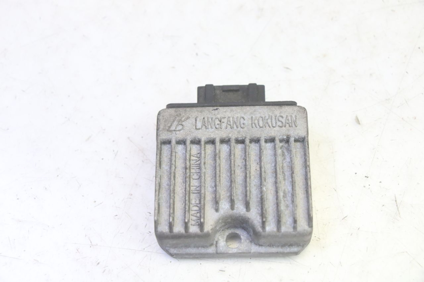 photo de LAADREGELAAR PIAGGIO FLY 4T 50 (2013 - 2017) - Hoofdaanzicht