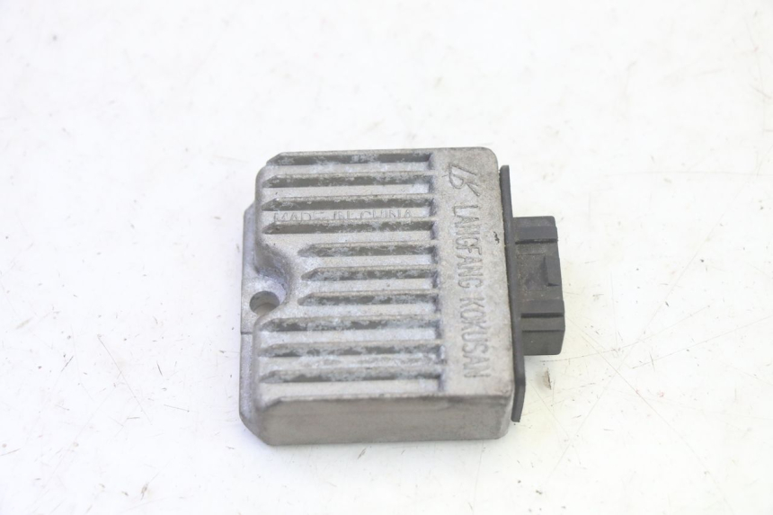 photo de LAADREGELAAR PIAGGIO FLY 4T 50 (2013 - 2017) - Detail van het onderdeel