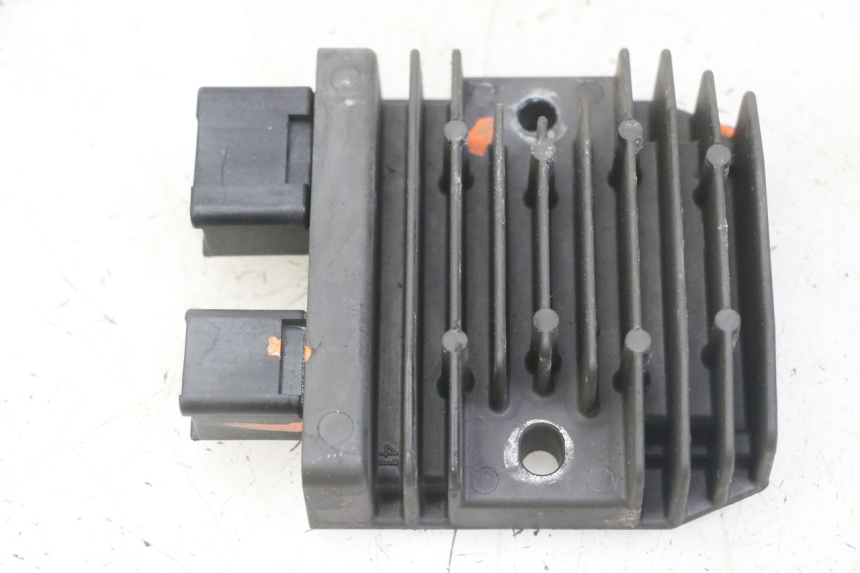 photo de LAADREGELAAR HONDA FORZA ABS 300 (2013 - 2017) - Hoofdaanzicht