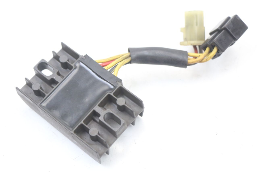 photo de LAADREGELAAR SUZUKI GN 125 (1997 - 2000) - Zoom op gebruiksstaat