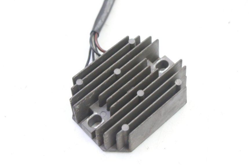 photo de LAADREGELAAR SUZUKI GS GSE 500 (2001 - 2003) - Zoom op gebruiksstaat