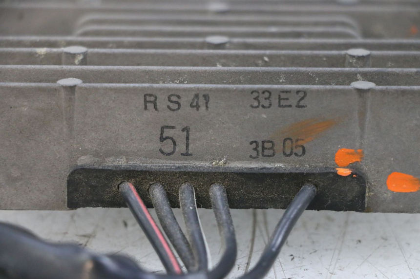 photo de LAADREGELAAR SUZUKI GSXR GSX-R 1000 (2003 - 2004) - Detail van het onderdeel