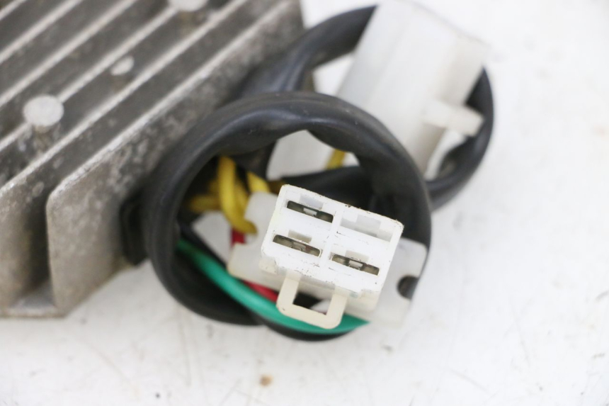 photo de LAADREGELAAR JM MOTORS GTS 125 (2015 - 2019) - Andere kijkhoek