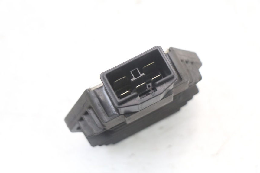 photo de LAADREGELAAR HONDA NES AROBASE 125 (2000 - 2003) - Zoom op gebruiksstaat