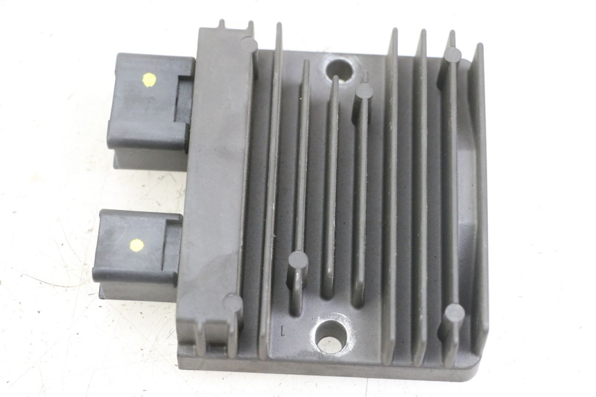 photo de LAADREGELAAR HONDA SH i 300 (2015 - 2020) - Hoofdaanzicht