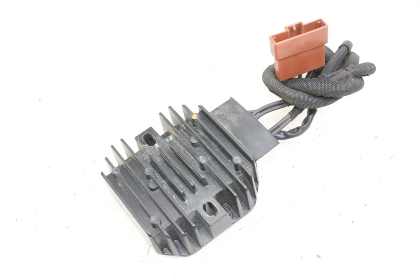 photo de LAADREGELAAR HUSQVARNA SVARTPILEN 401 (2018 - 2023) - Hoofdaanzicht