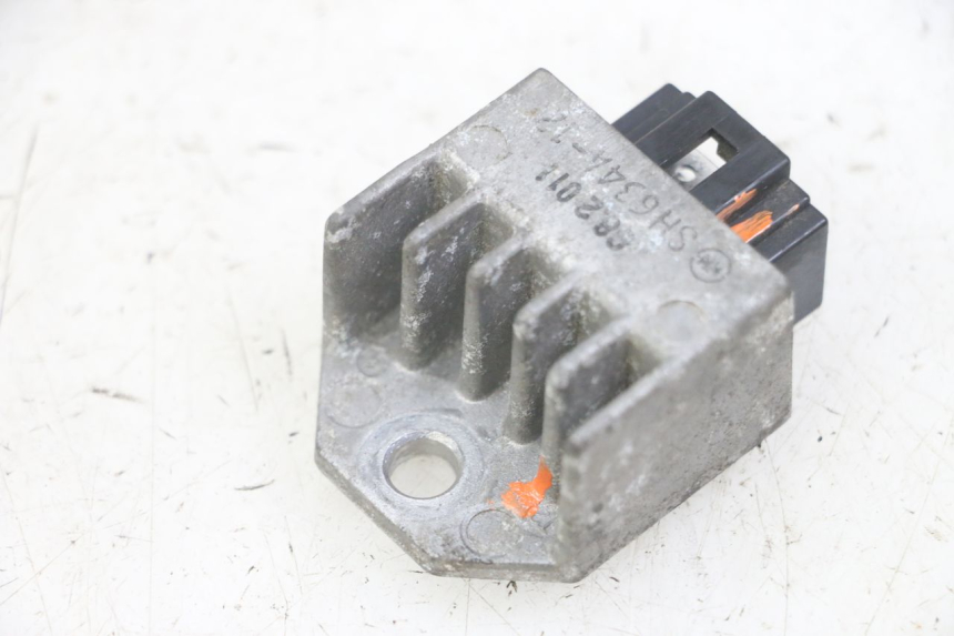 photo de LAADREGELAAR PEUGEOT JET FORCE CARBU 50 (2003 - 2016) - Andere kijkhoek