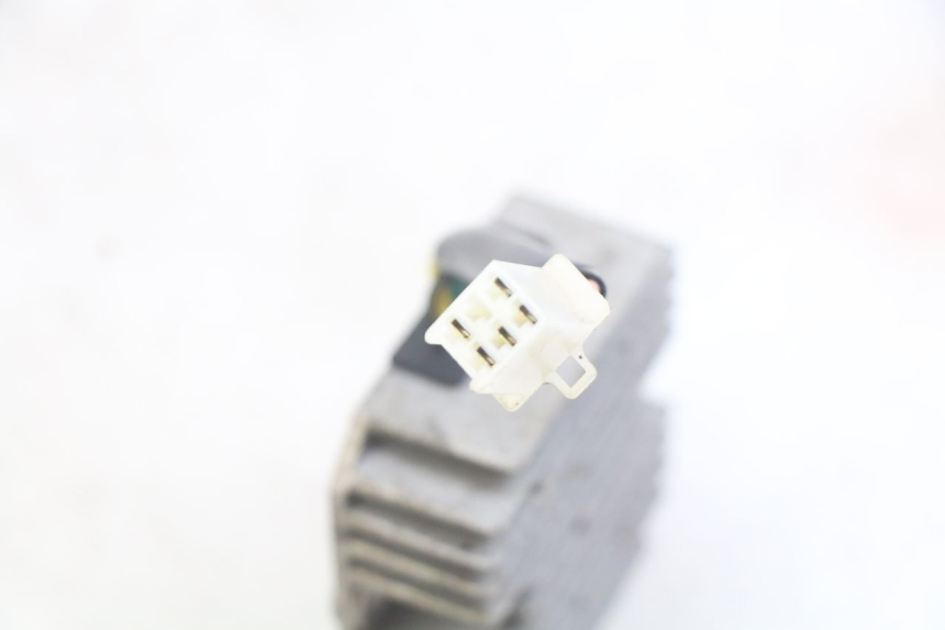 photo de LAADREGELAAR SYM JET SPORT XR 50 (2006 - 2015) - Andere kijkhoek