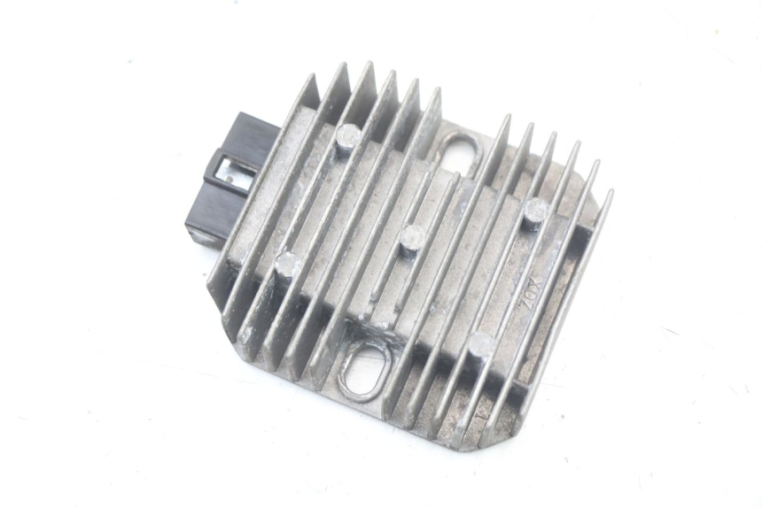 photo de LAADREGELAAR JM MOTORS VX 125 (2022 - 2025) - Detail van het onderdeel