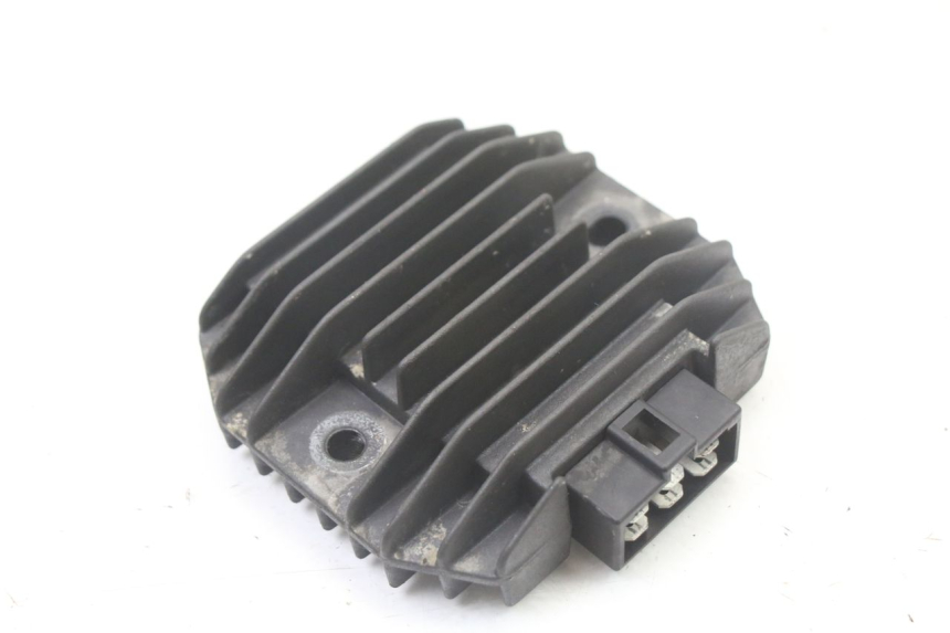 photo de LAADREGELAAR KAWASAKI ZR7 ZR-7 S 750 (1999 - 2004) - Hoofdaanzicht