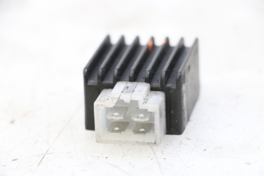 photo de LAADREGELAAR PEUGEOT KISBEE 2T 50 (2010 - 2017) - Detail van het onderdeel