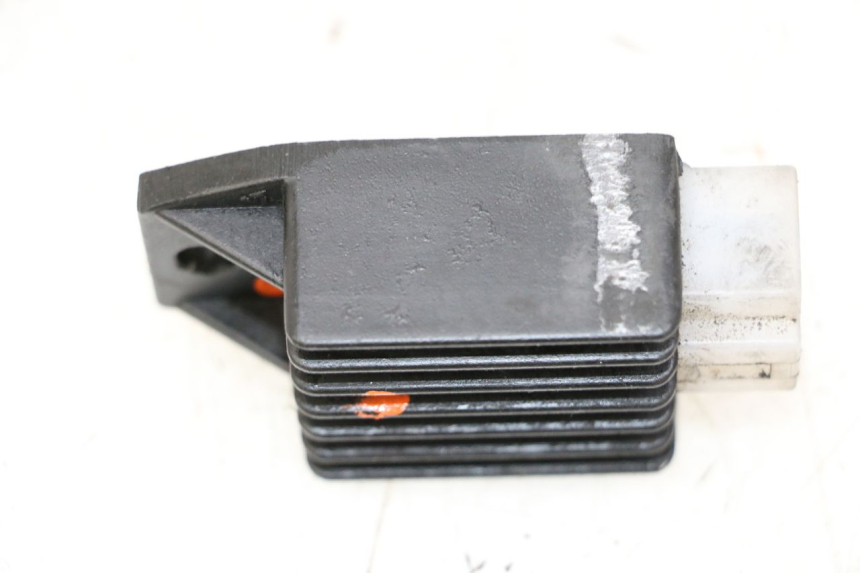 photo de LAADREGELAAR PEUGEOT KISBEE 2T 50 (2010 - 2017) - Technische close-up