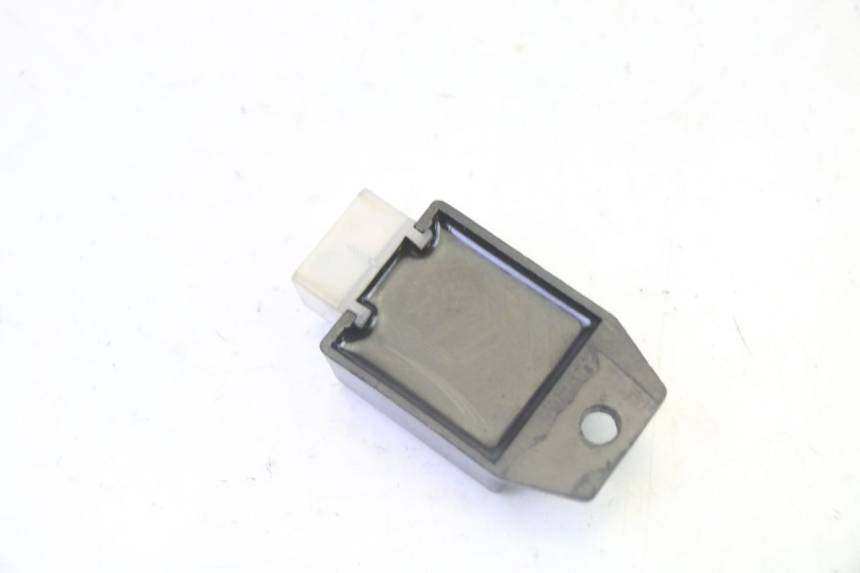 photo de LAADREGELAAR PEUGEOT KISBEE 2T 50 (2010 - 2017) - Andere kijkhoek