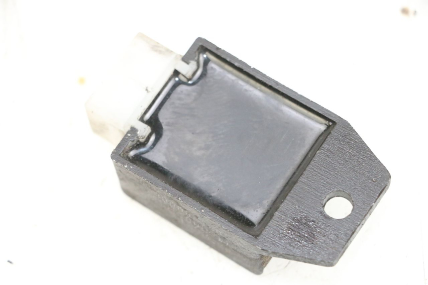 photo de LAADREGELAAR PEUGEOT KISBEE 2T 50 (2010 - 2017) - Andere kijkhoek