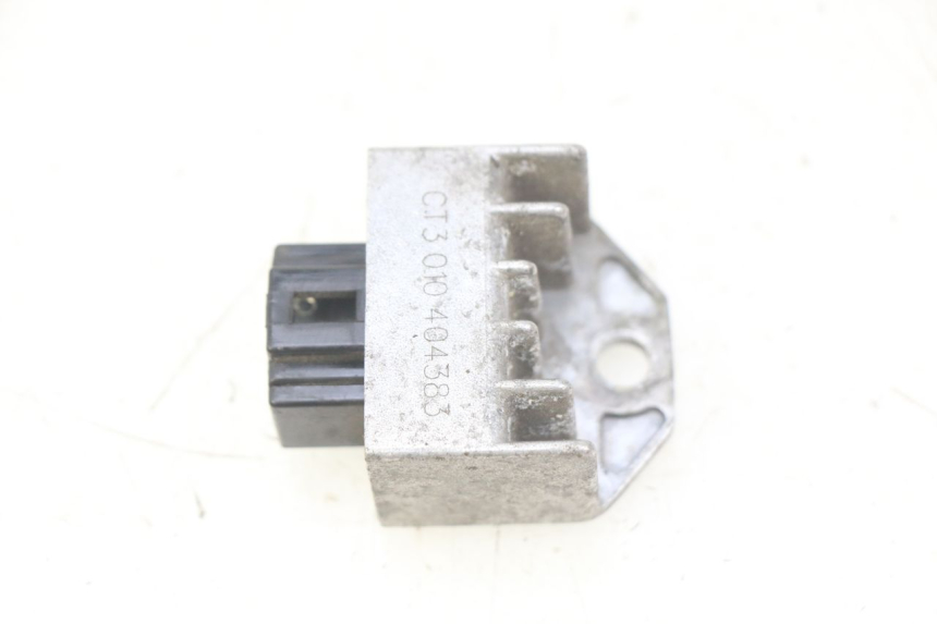 photo de LAADREGELAAR PEUGEOT KISBEE 4T 50 (2010 - 2017) - Hoofdaanzicht