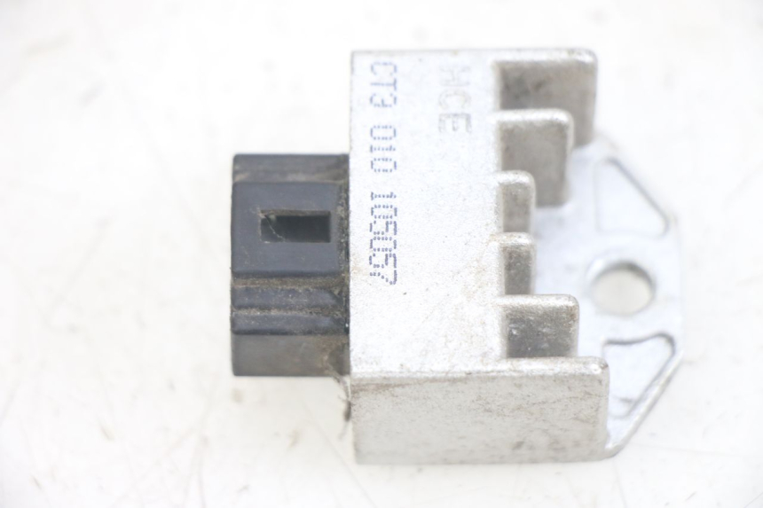 photo de LAADREGELAAR PEUGEOT KISBEE 4T 50 (2010 - 2017) - Hoofdaanzicht