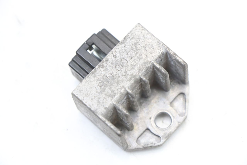 photo de LAADREGELAAR PEUGEOT KISBEE 4T 50 (2010 - 2017) - Detail van het onderdeel