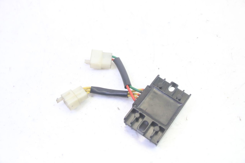 photo de LAADREGELAAR PEUGEOT KISBEE 4T 50 (2018 - 2022) - Zoom op gebruiksstaat