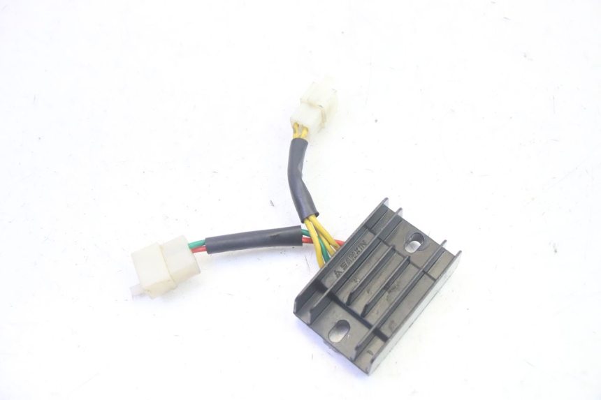 photo de LAADREGELAAR PEUGEOT KISBEE 4T 50 (2018 - 2022) - Hoofdaanzicht