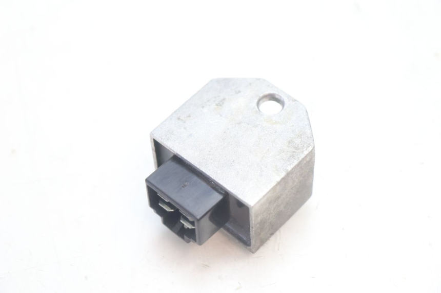 photo de LAADREGELAAR PEUGEOT KISBEE 4T 50 (2010 - 2017) - Andere kijkhoek