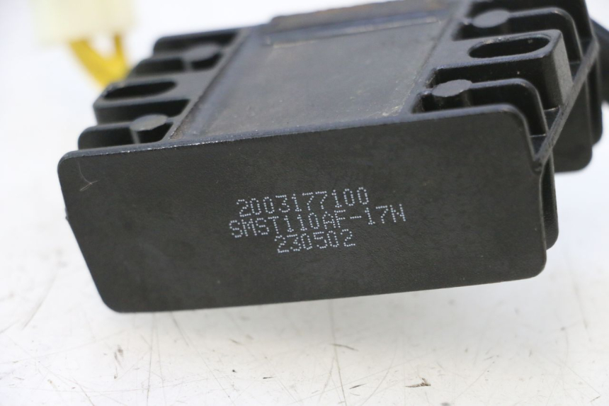 photo de LAADREGELAAR PEUGEOT KISBEE 4T 50 (2023 - 2026) - Zoom op gebruiksstaat